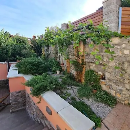 Apartment Hisa Idej *
