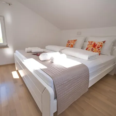 Apartment Hisa Idej Sezana