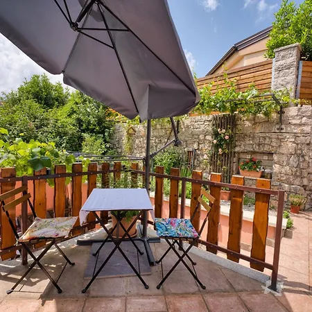 Apartment Hisa Idej Sezana