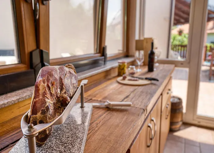 Апартаменты Hisa Idej Сезана